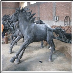 不锈钢马雕塑价格